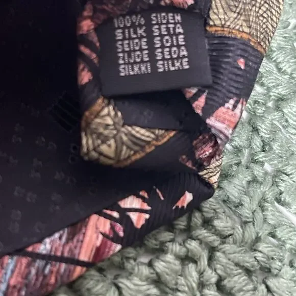 Vintage Tropicals by Tango Men's Necktie Palm Trees Beach Sunset 100% Silk KOREA - Picture 7 of 7